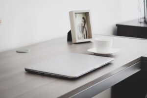 未経験から在宅勤務を目指すための手順は？